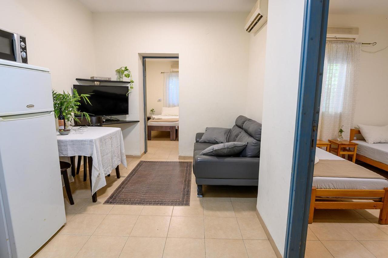 Jordan Valley Birding Lodge Kefar Ruppin Esterno foto